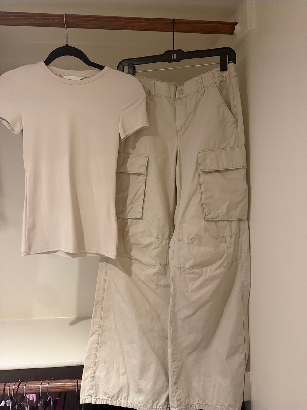 H&M Cargo Pant and T shirt set Womens XS